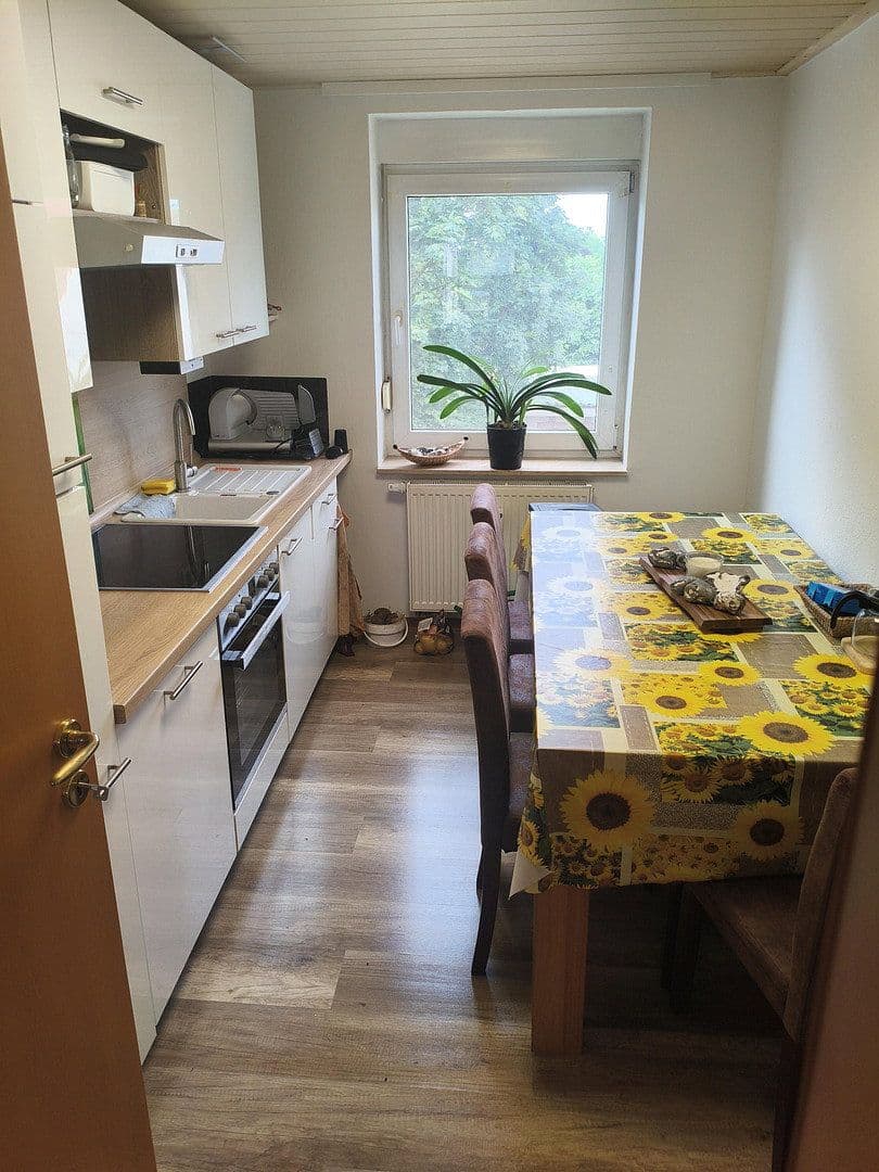 Pronájem bytu 3+1 76 m², Sandersdorf-Brehna, Sasko-Anhaltsko Pronájem bytu 3+1 76 m², Sandersdorf-Brehna, Sasko-Anhaltsko