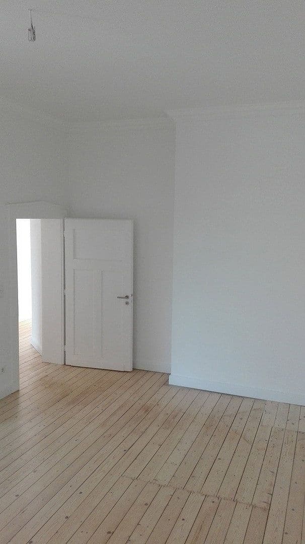 Pronájem bytu 2+1 89 m², Wedekindstraße 8, Hannover, Dolní Sasko Pronájem bytu 2+1 89 m², Wedekindstraße 8, Hannover, Dolní Sasko
