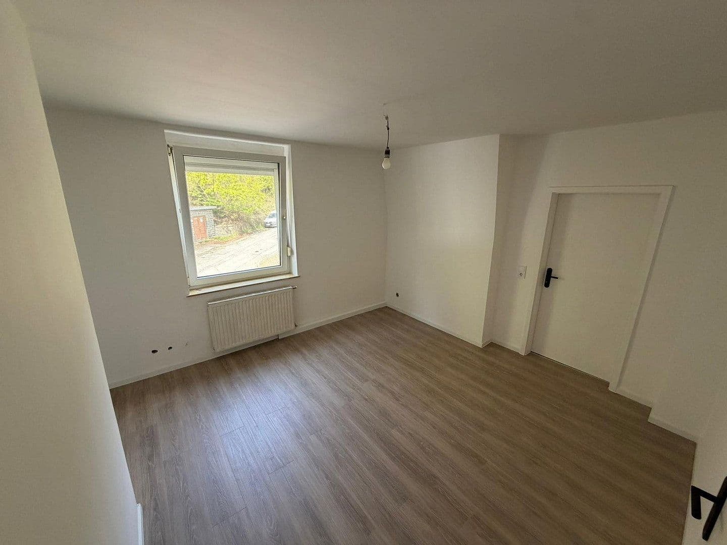 Prodej domu 166 m², pozemek 225 m², Altena, Severní Porýní-Vestfálsko Prodej domu 166 m², pozemek 225 m², Altena, Severní Porýní-Vestfálsko
