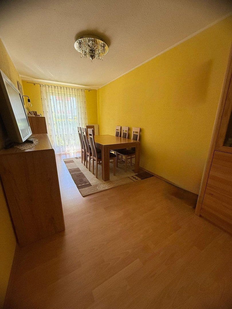 Prodej bytu 3+1 81 m², Cusanusstraße 24, Ingolstadt, Bavorsko Prodej bytu 3+1 81 m², Cusanusstraße 24, Ingolstadt, Bavorsko