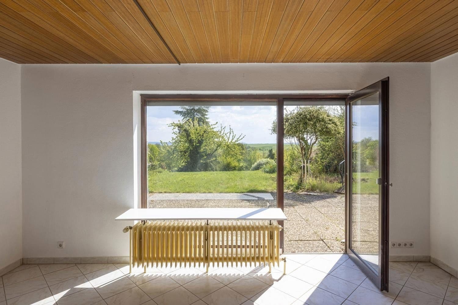 Prodej domu 260 m², pozemek 2.258 m², Gundelsheim, Bádensko-Württembersko Prodej domu 260 m², pozemek 2.258 m², Gundelsheim, Bádensko-Württembersko