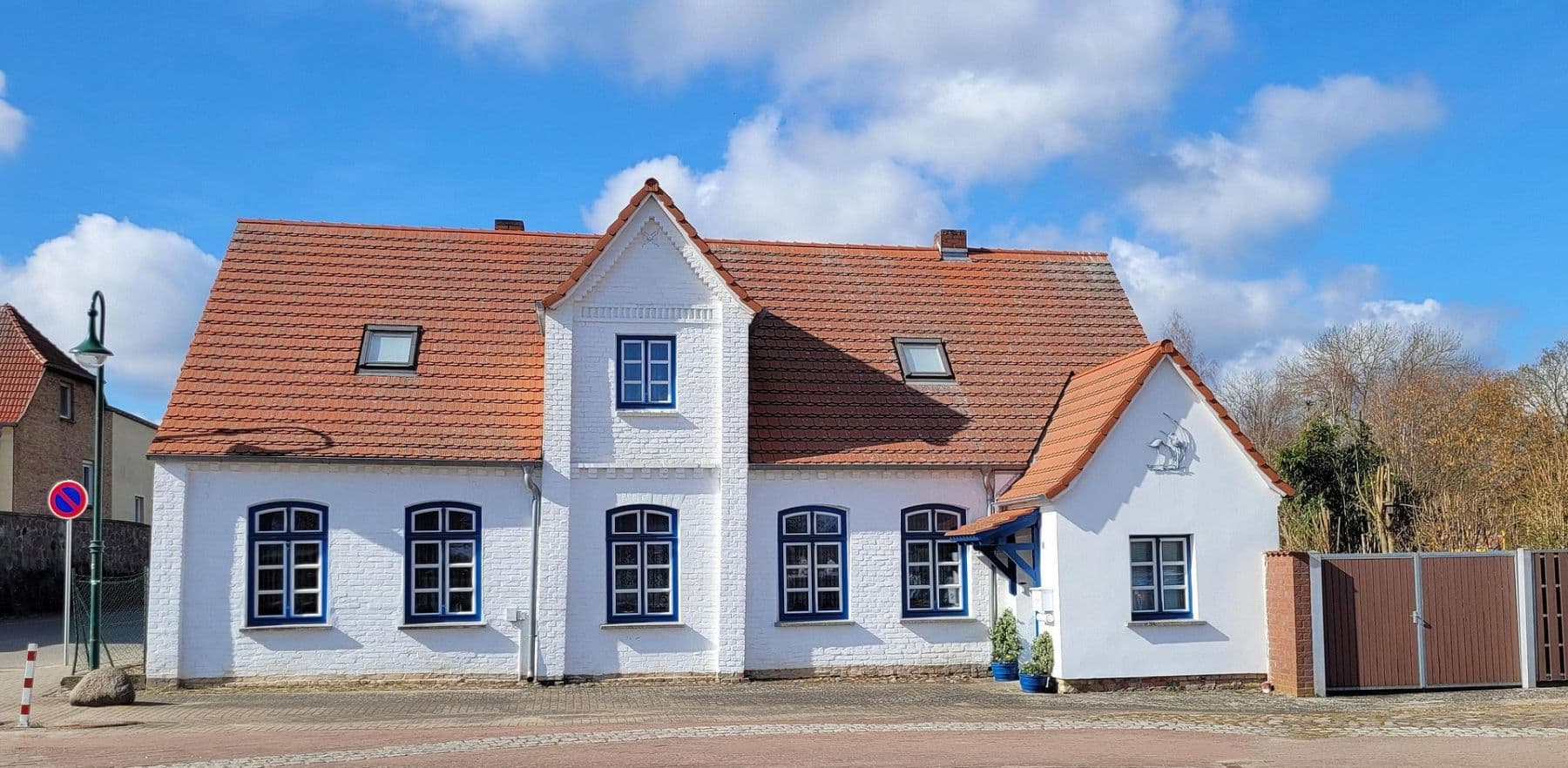 Prodej domu 161 m², pozemek 720 m², Hafenstraße 1, Neukalen, Mecklenburg-Vorpommern Prodej domu 161 m², pozemek 720 m², Hafenstraße 1, Neukalen, Mecklenburg-Vorpommern