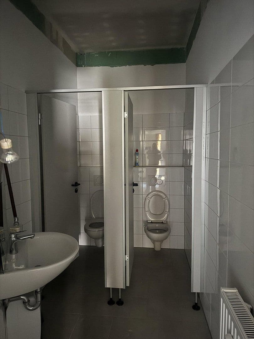 Pronájem kanceláře 94 m², Leipziger Straße 159, Dresden, Sasko Pronájem kanceláře 94 m², Leipziger Straße 159, Dresden, Sasko