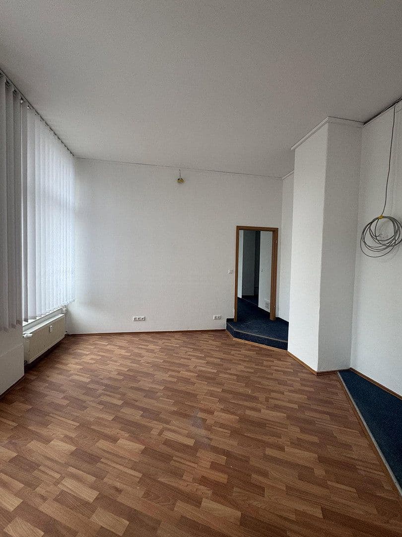 Pronájem kanceláře 94 m², Leipziger Straße 159, Dresden, Sasko Pronájem kanceláře 94 m², Leipziger Straße 159, Dresden, Sasko