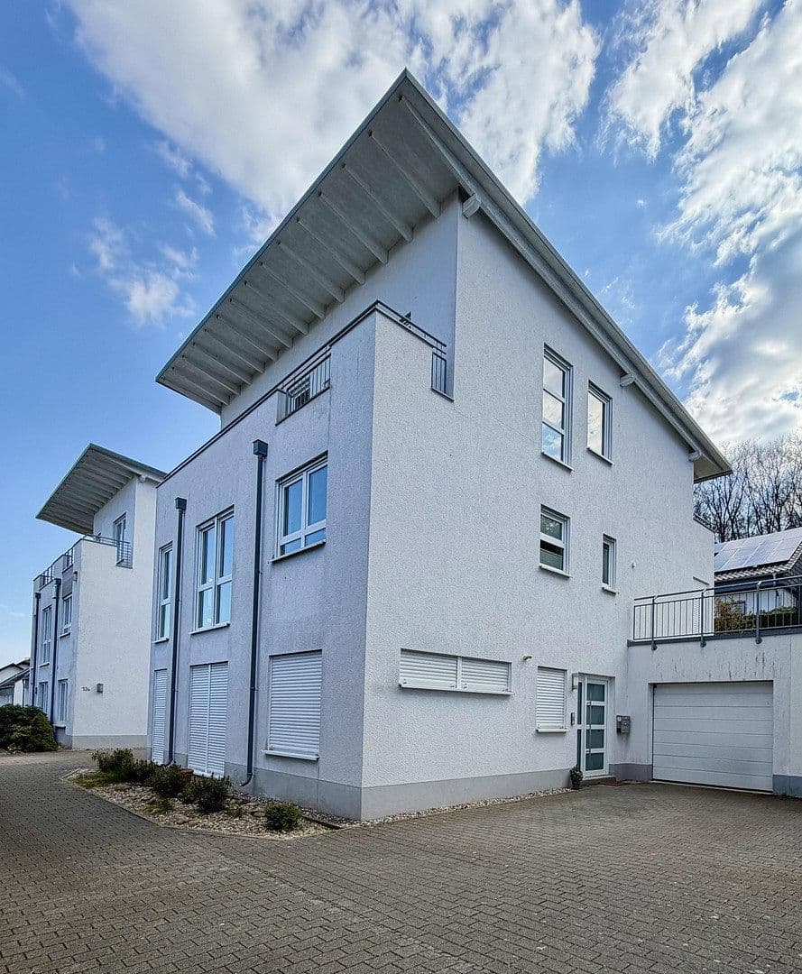 Prodej domu 224 m², pozemek 399 m², Kelkheim (Taunus), Hessen Prodej domu 224 m², pozemek 399 m², Kelkheim (Taunus), Hessen
