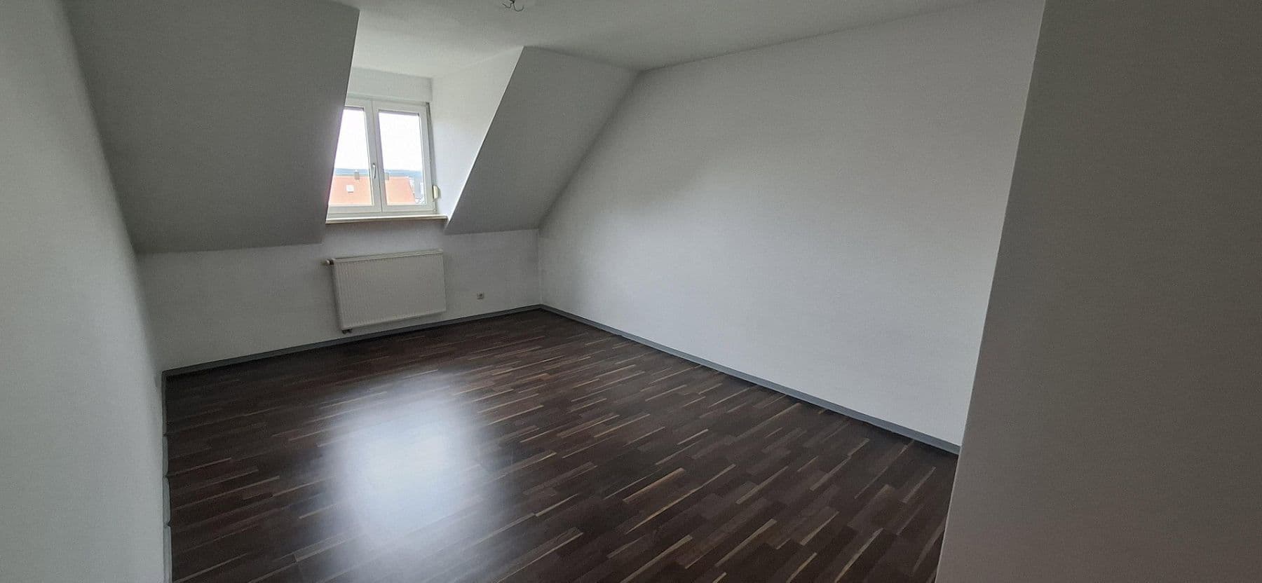 Pronájem bytu 3+1 73 m², Bubenreuth, Bavorsko Pronájem bytu 3+1 73 m², Bubenreuth, Bavorsko