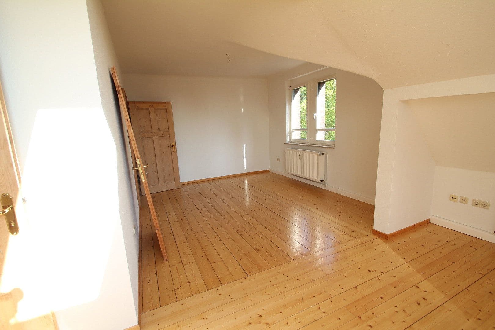 Pronájem bytu 2+1 68 m², Göttingen, Dolní Sasko Pronájem bytu 2+1 68 m², Göttingen, Dolní Sasko