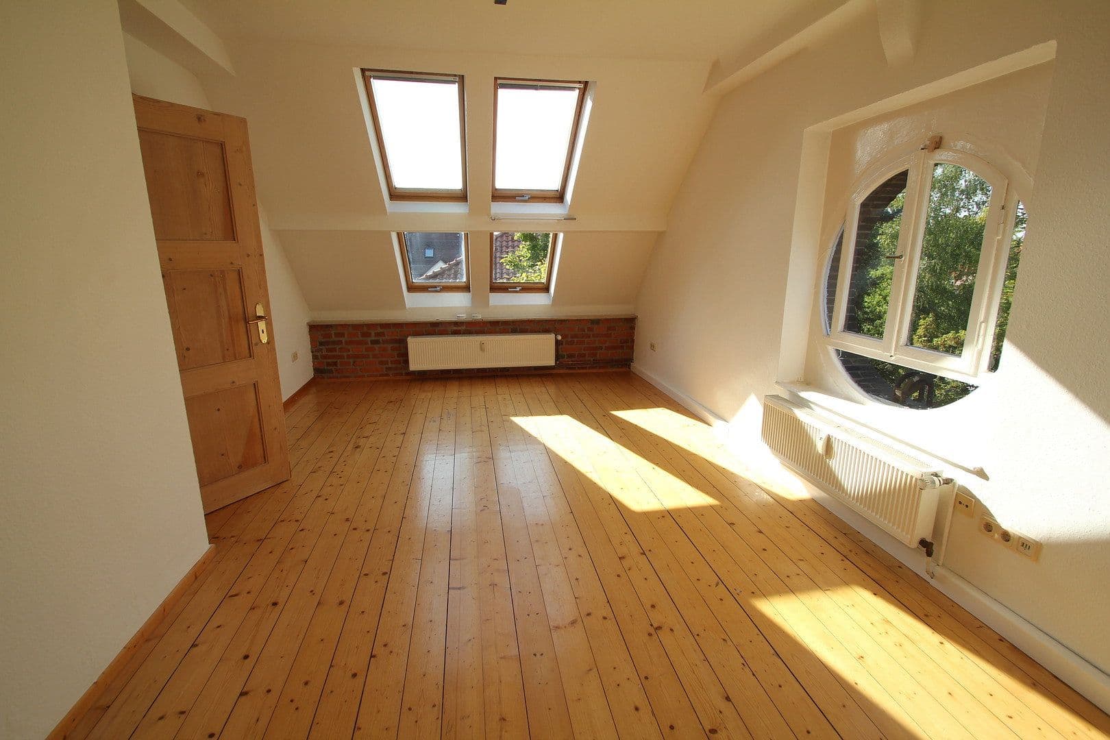 Pronájem bytu 2+1 68 m², Göttingen, Dolní Sasko Pronájem bytu 2+1 68 m², Göttingen, Dolní Sasko