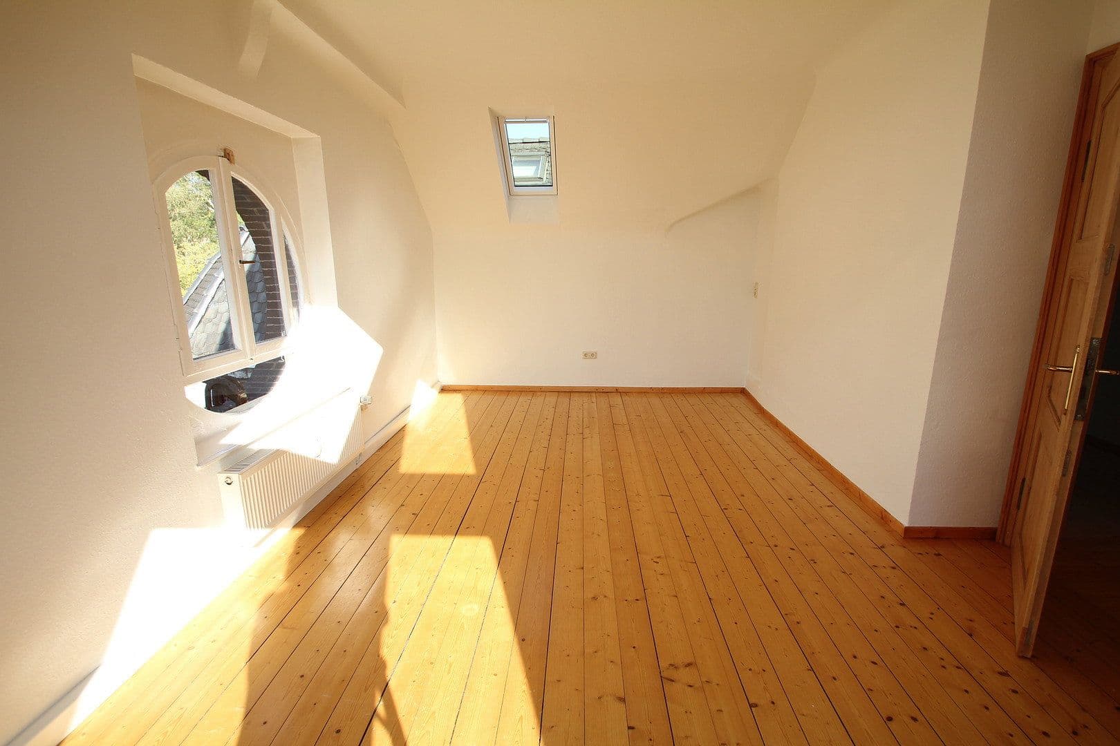 Pronájem bytu 2+1 68 m², Göttingen, Dolní Sasko Pronájem bytu 2+1 68 m², Göttingen, Dolní Sasko