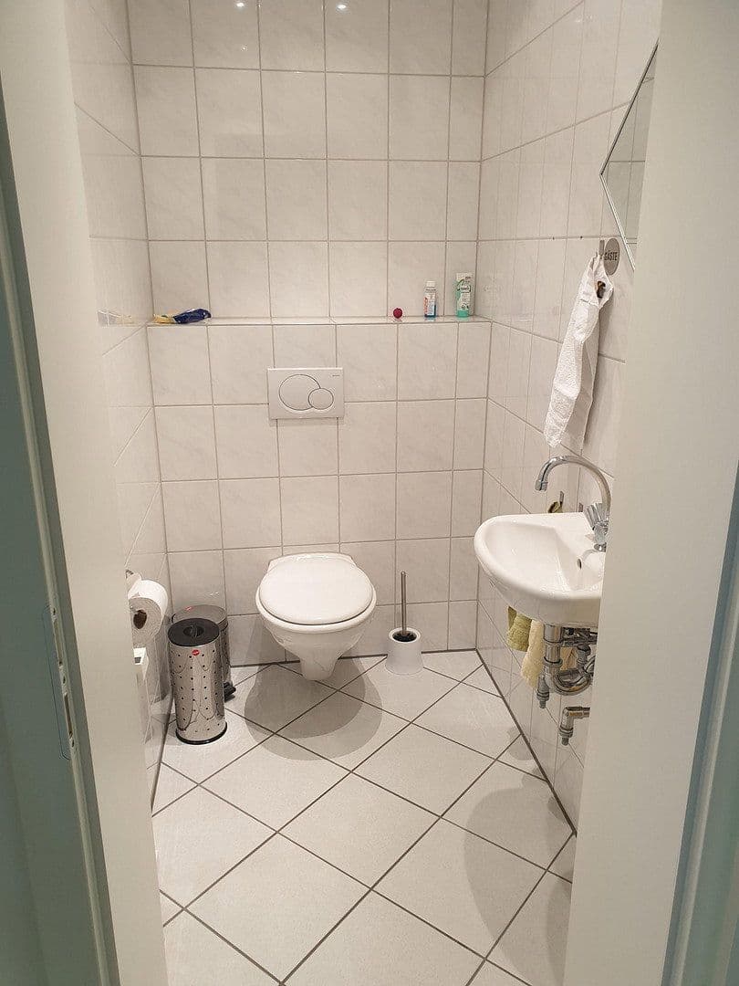 Prodej kanceláře 350 m², Am Hühnerberg 17, Kelkheim (Taunus), Hessen Prodej kanceláře 350 m², Am Hühnerberg 17, Kelkheim (Taunus), Hessen