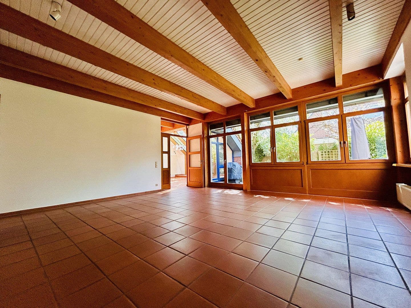 Prodej domu 244 m², pozemek 700 m², Burgwedel, Dolní Sasko Prodej domu 244 m², pozemek 700 m², Burgwedel, Dolní Sasko