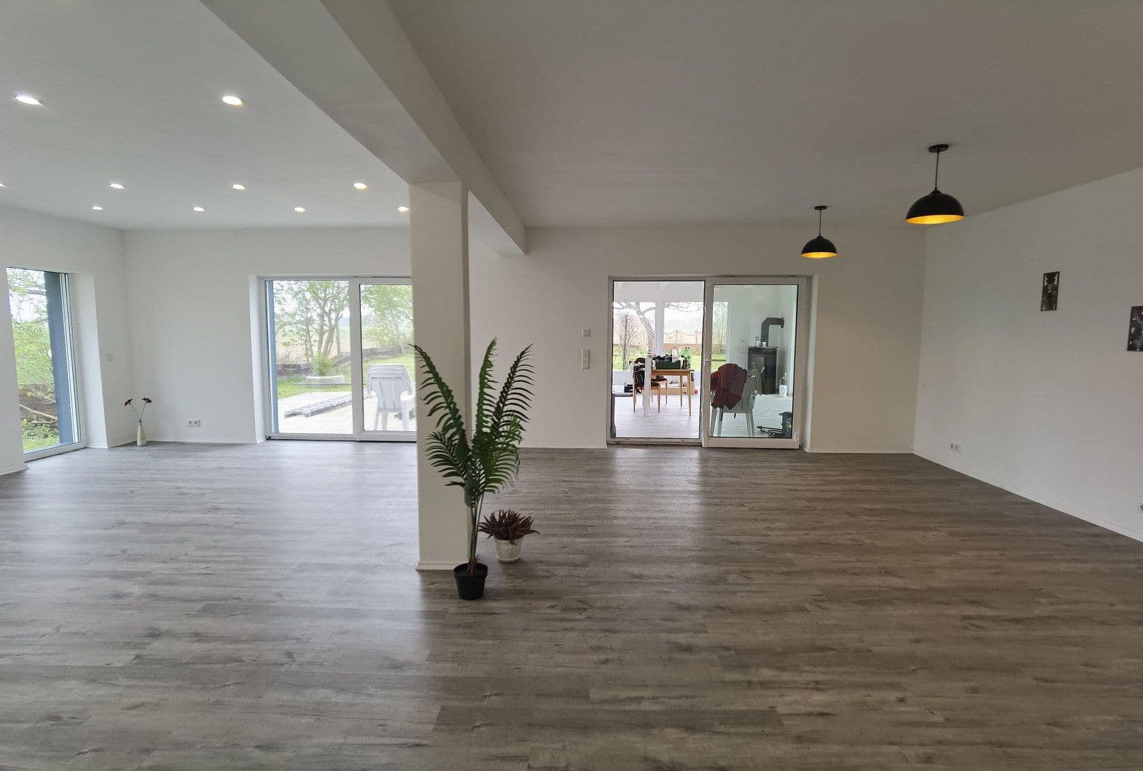 Prodej domu 243 m², pozemek 1.238 m², Nordleda, Dolní Sasko Prodej domu 243 m², pozemek 1.238 m², Nordleda, Dolní Sasko