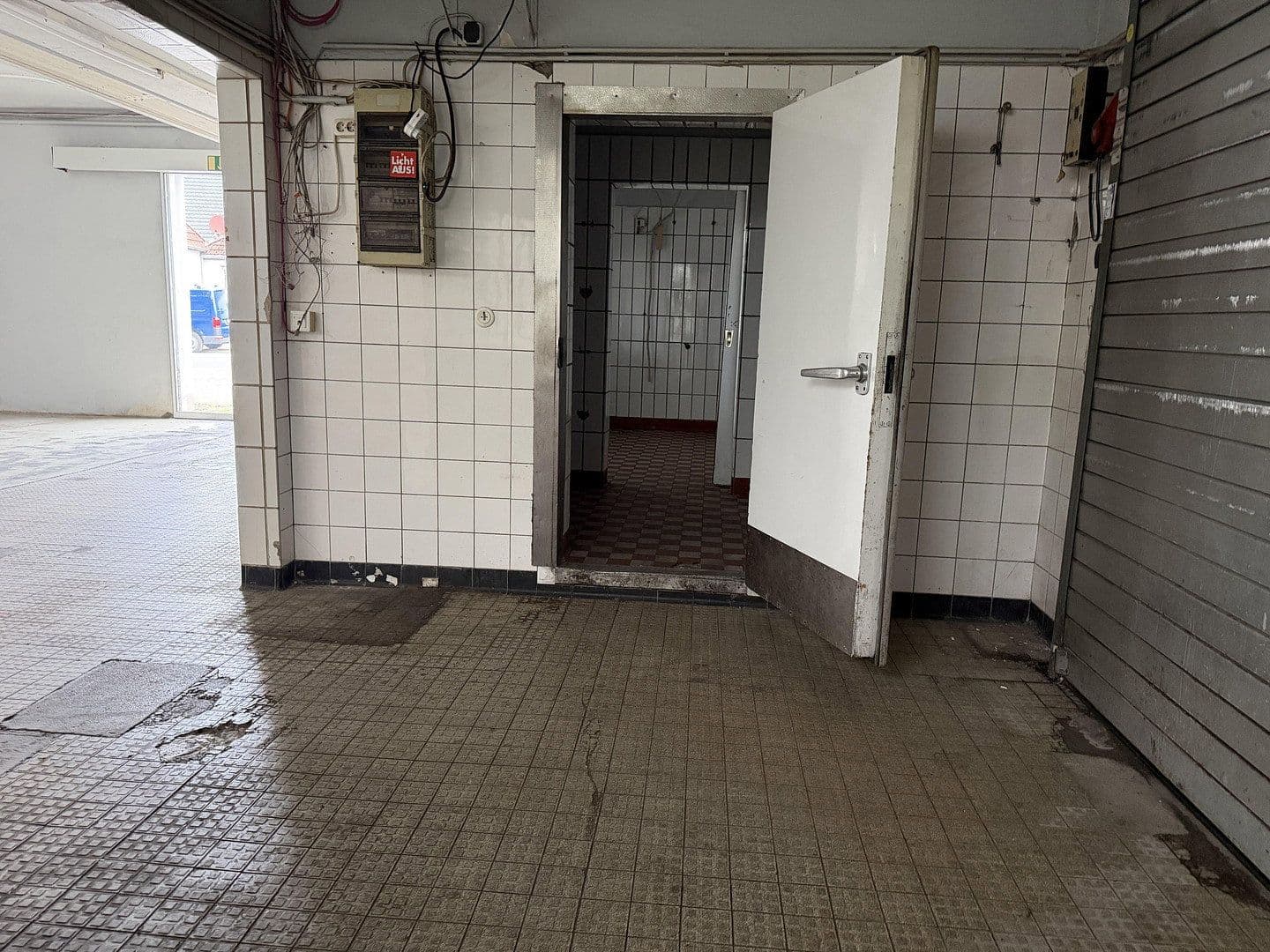 Pronájem nebytového prostoru 400 m², Gladbeck, Severní Porýní-Vestfálsko Pronájem nebytového prostoru 400 m², Gladbeck, Severní Porýní-Vestfálsko