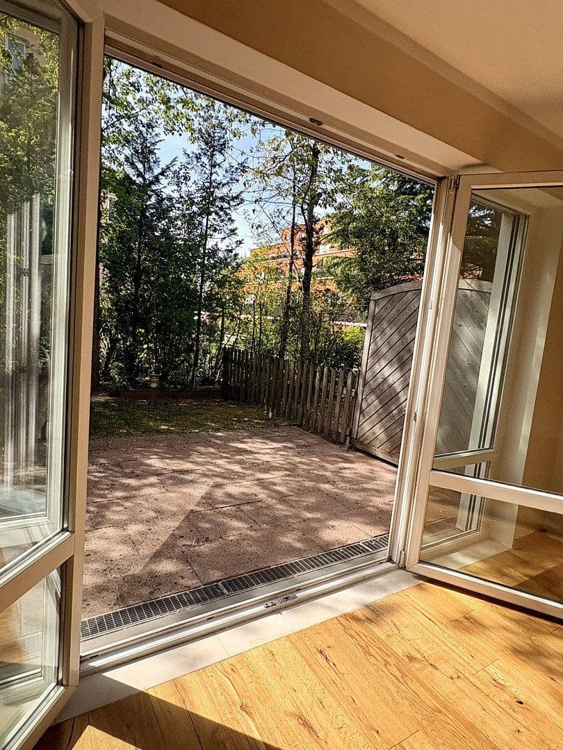 Pronájem bytu 2+1 70 m², München, Bavorsko Pronájem bytu 2+1 70 m², München, Bavorsko