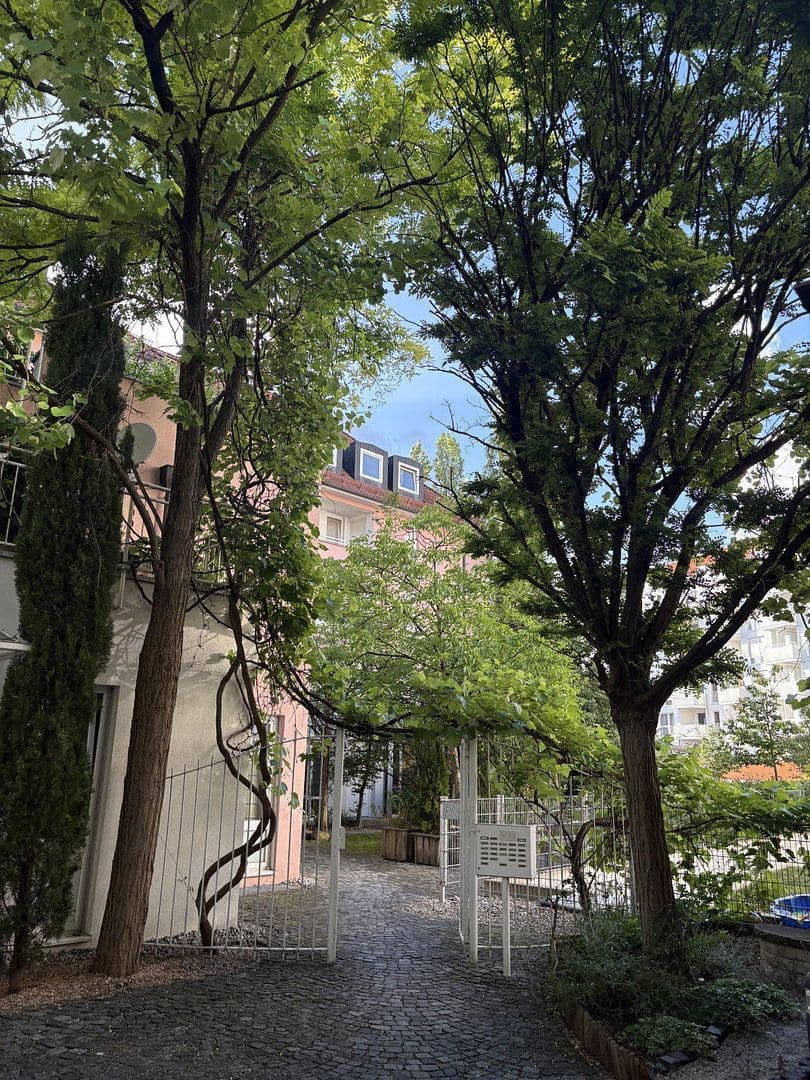 Pronájem bytu 2+1 70 m², München, Bavorsko Pronájem bytu 2+1 70 m², München, Bavorsko