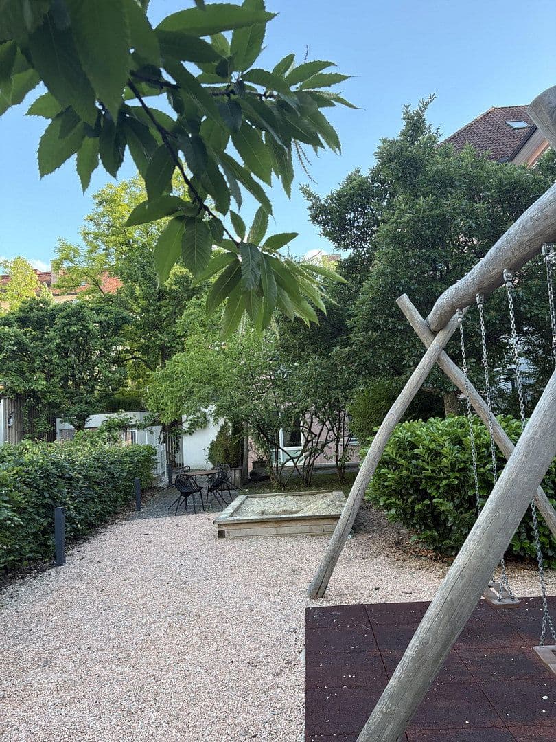 Pronájem bytu 2+1 70 m², München, Bavorsko Pronájem bytu 2+1 70 m², München, Bavorsko