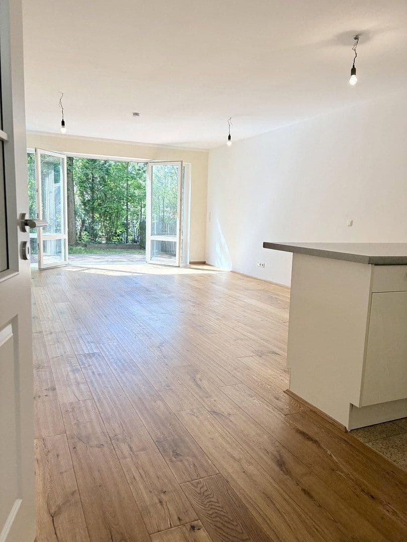 Pronájem bytu 2+1 70 m², München, Bavorsko Pronájem bytu 2+1 70 m², München, Bavorsko