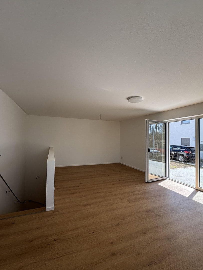 Pronájem bytu 4+1 115 m², Nelkenweg 12, Langenbach, Bavorsko Pronájem bytu 4+1 115 m², Nelkenweg 12, Langenbach, Bavorsko