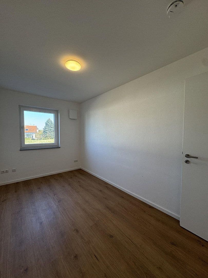 Pronájem bytu 4+1 115 m², Nelkenweg 12, Langenbach, Bavorsko Pronájem bytu 4+1 115 m², Nelkenweg 12, Langenbach, Bavorsko