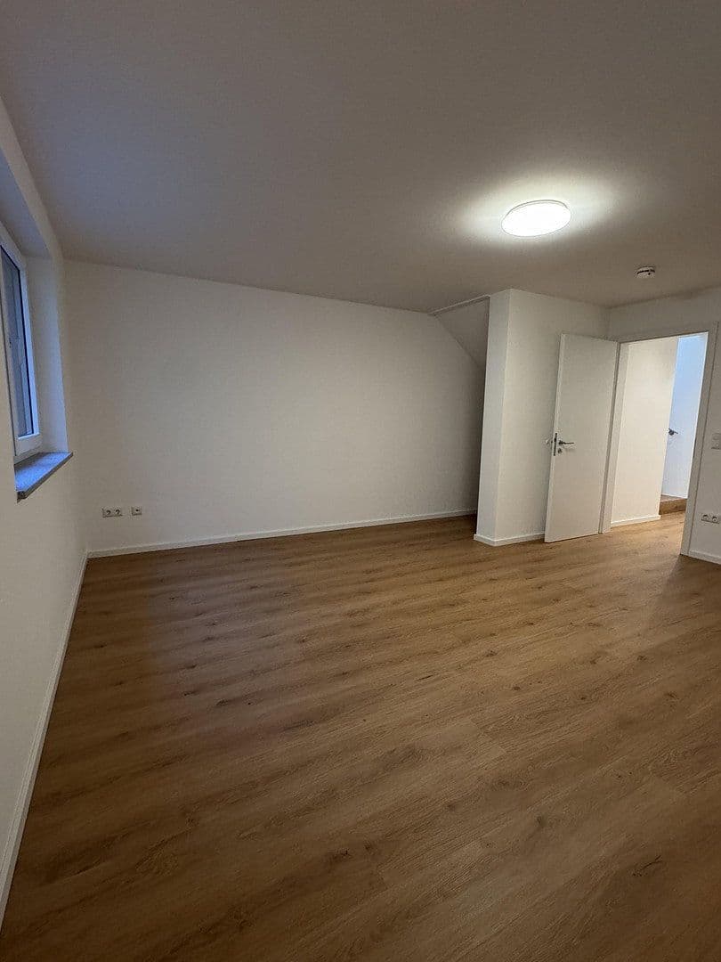 Pronájem bytu 4+1 115 m², Nelkenweg 12, Langenbach, Bavorsko Pronájem bytu 4+1 115 m², Nelkenweg 12, Langenbach, Bavorsko