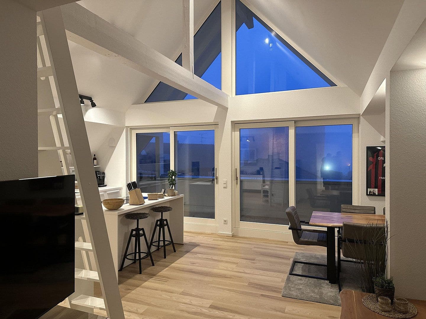 Pronájem bytu 2+kk 74 m², Waldstr. 12, Fischbachtal, Hessen Pronájem bytu 2+kk 74 m², Waldstr. 12, Fischbachtal, Hessen