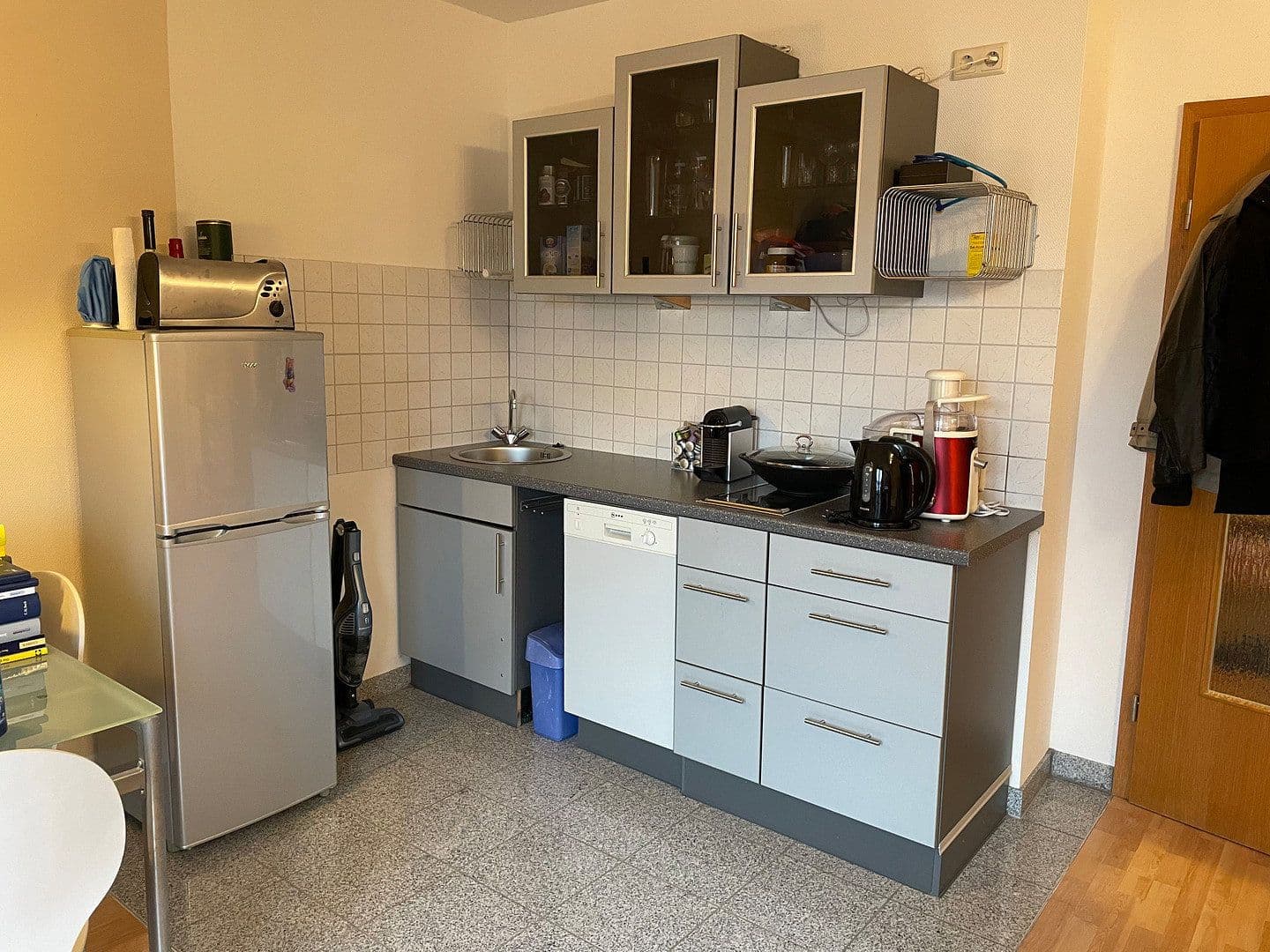 Pronájem bytu 1+1 34 m², Kollegienweg 23, Bonn, Severní Porýní-Vestfálsko Pronájem bytu 1+1 34 m², Kollegienweg 23, Bonn, Severní Porýní-Vestfálsko