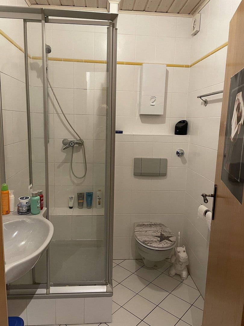 Pronájem bytu 1+1 34 m², Kollegienweg 23, Bonn, Severní Porýní-Vestfálsko Pronájem bytu 1+1 34 m², Kollegienweg 23, Bonn, Severní Porýní-Vestfálsko
