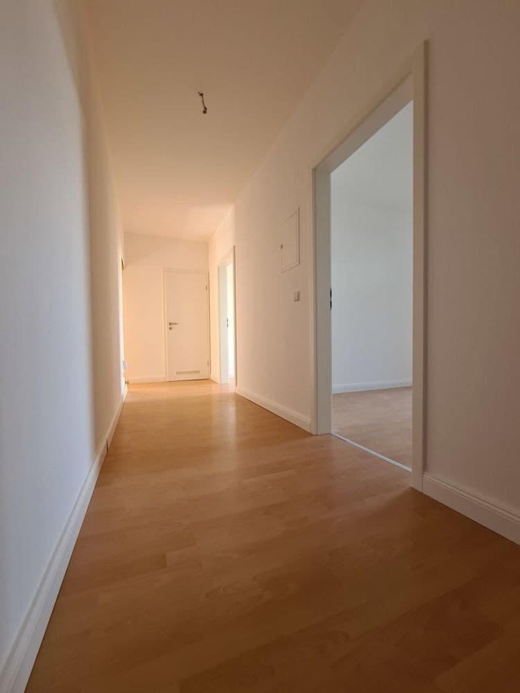 Pronájem bytu 3+1 76 m², Humboldtstraße 9, Chemnitz, Sasko Pronájem bytu 3+1 76 m², Humboldtstraße 9, Chemnitz, Sasko