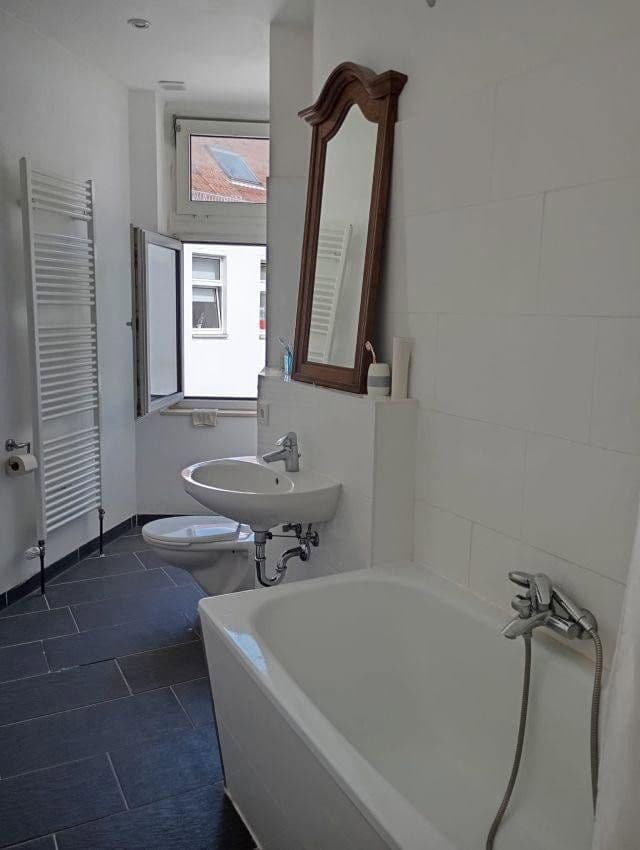 Prodej bytu 2+1 79 m², Mierendorffstr. 11, Berlin, Berlín Prodej bytu 2+1 79 m², Mierendorffstr. 11, Berlin, Berlín