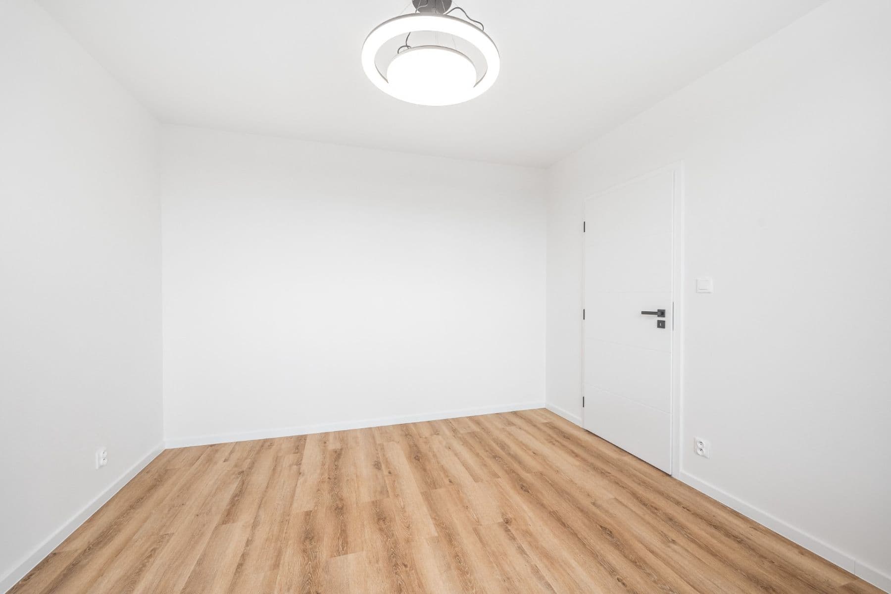 Prodej bytu 3+1 74 m², Počernická, Praha, Praha Prodej bytu 3+1 74 m², Počernická, Praha, Praha