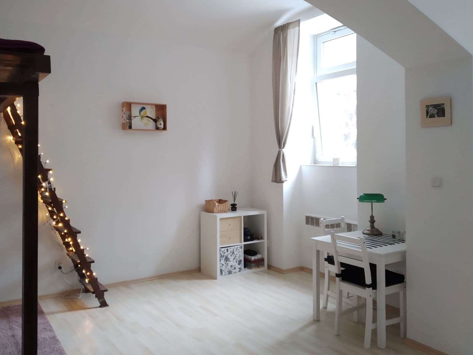 Pronájem bytu 1+kk 38 m², Ruská, Praha, Praha Pronájem bytu 1+kk 38 m², Ruská, Praha, Praha