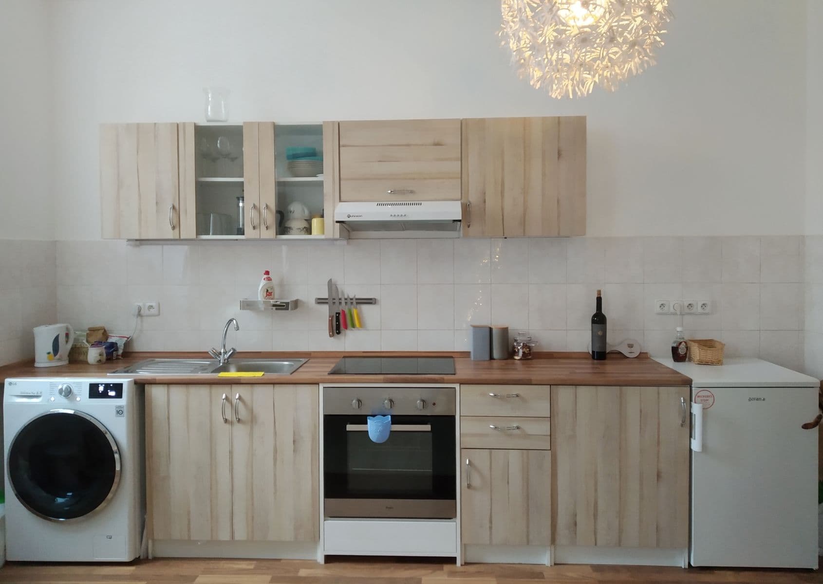 Pronájem bytu 1+kk 38 m², Ruská, Praha, Praha Pronájem bytu 1+kk 38 m², Ruská, Praha, Praha