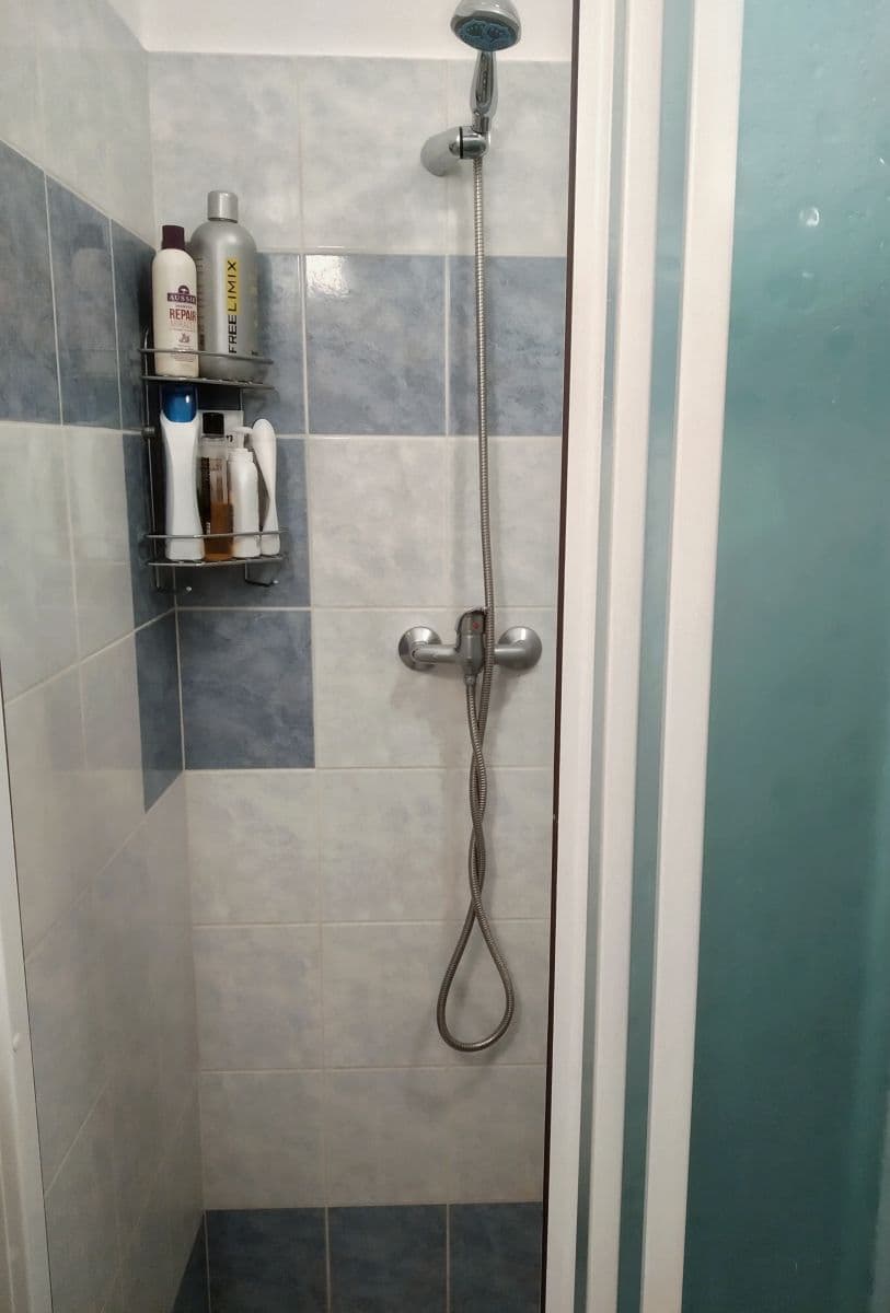 Pronájem bytu 1+kk 38 m², Ruská, Praha, Praha Pronájem bytu 1+kk 38 m², Ruská, Praha, Praha