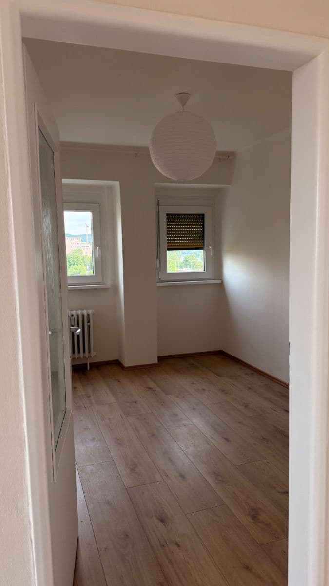 Pronájem bytu 3+1 60 m², U zastávky, Praha, Praha Pronájem bytu 3+1 60 m², U zastávky, Praha, Praha