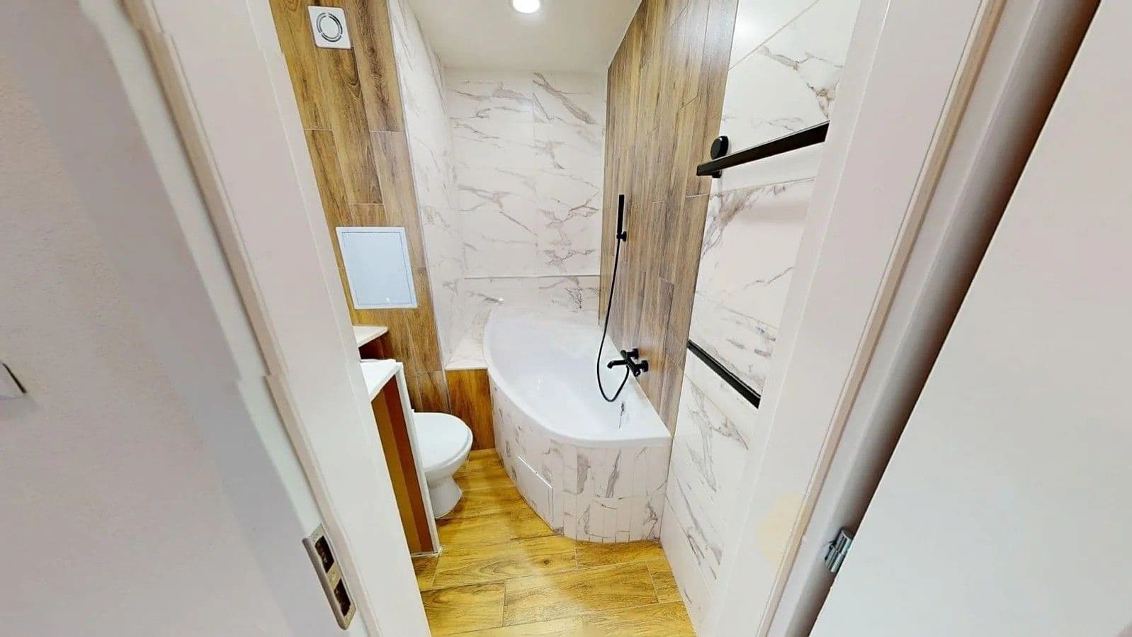Prodej bytu 1+1 35 m², Sídliště Za Chlumem, Bílina, Ústecký kraj Prodej bytu 1+1 35 m², Sídliště Za Chlumem, Bílina, Ústecký kraj