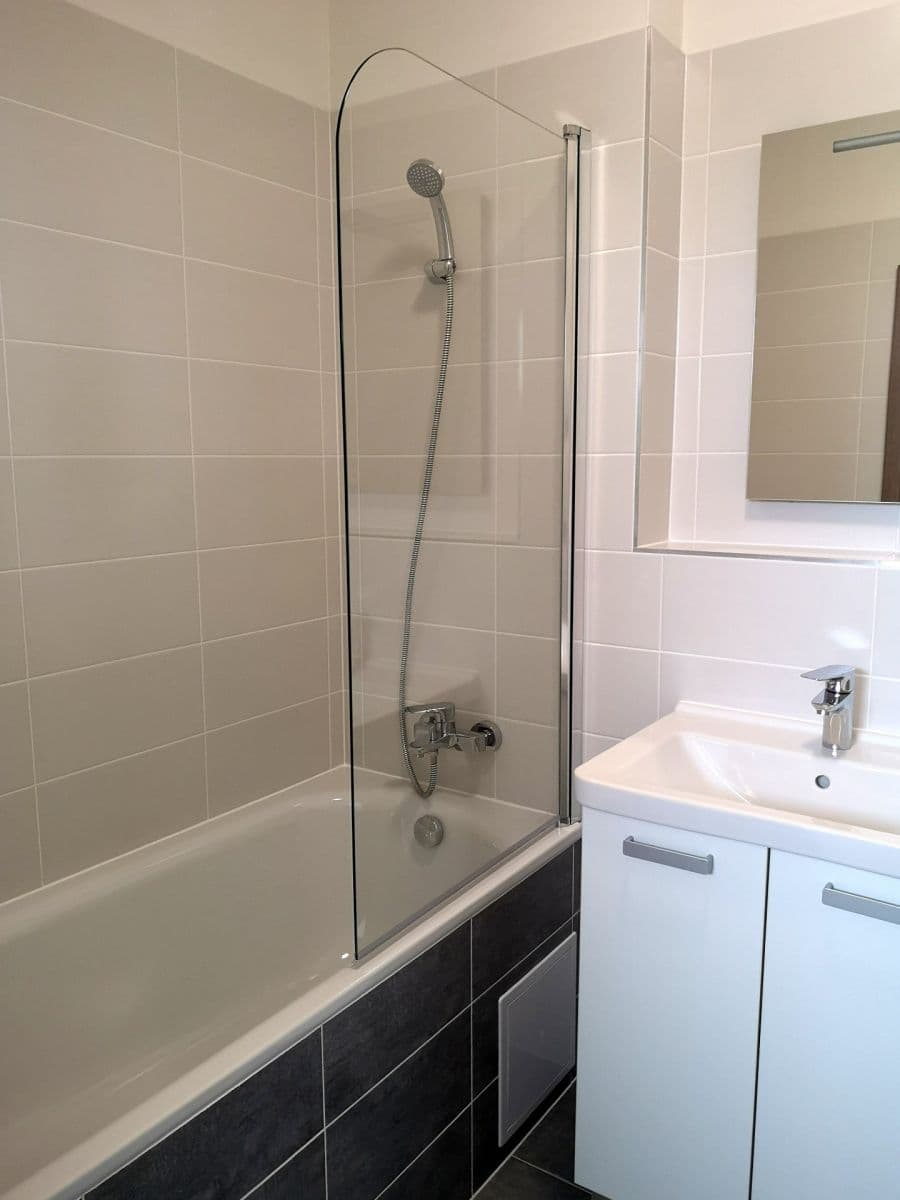 Pronájem bytu 2+kk 48 m², Kadečkové, Praha, Praha Pronájem bytu 2+kk 48 m², Kadečkové, Praha, Praha