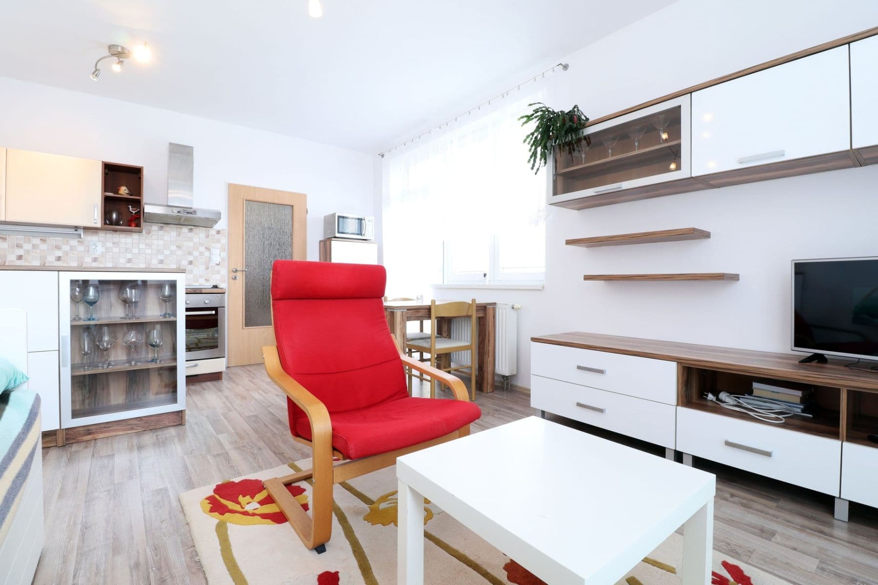 Pronájem bytu 1+kk 31 m², Podkovářská, Praha, Praha Pronájem bytu 1+kk 31 m², Podkovářská, Praha, Praha
