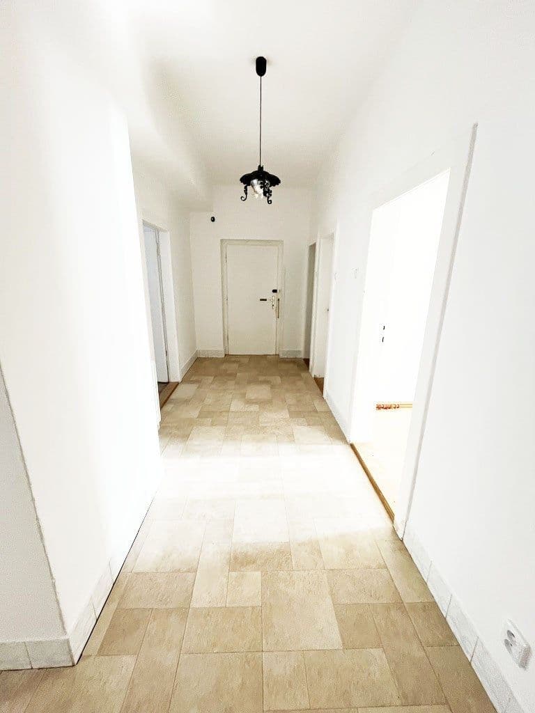 Pronájem bytu 4+kk 90 m², Barrandova, Kladno, Středočeský kraj Pronájem bytu 4+kk 90 m², Barrandova, Kladno, Středočeský kraj