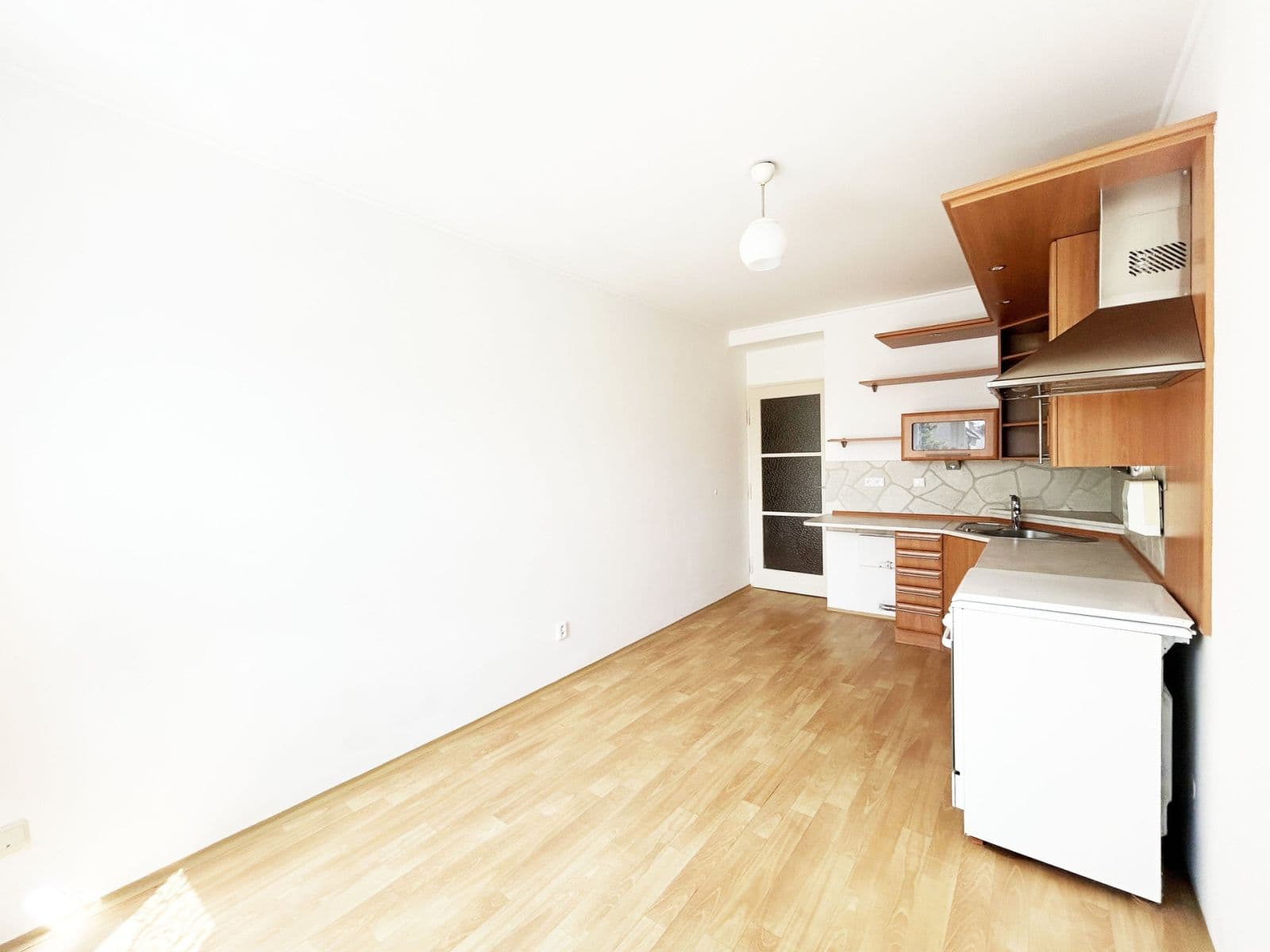 Pronájem bytu 1+1 50 m², Nad Primaskou, Praha, Praha Pronájem bytu 1+1 50 m², Nad Primaskou, Praha, Praha