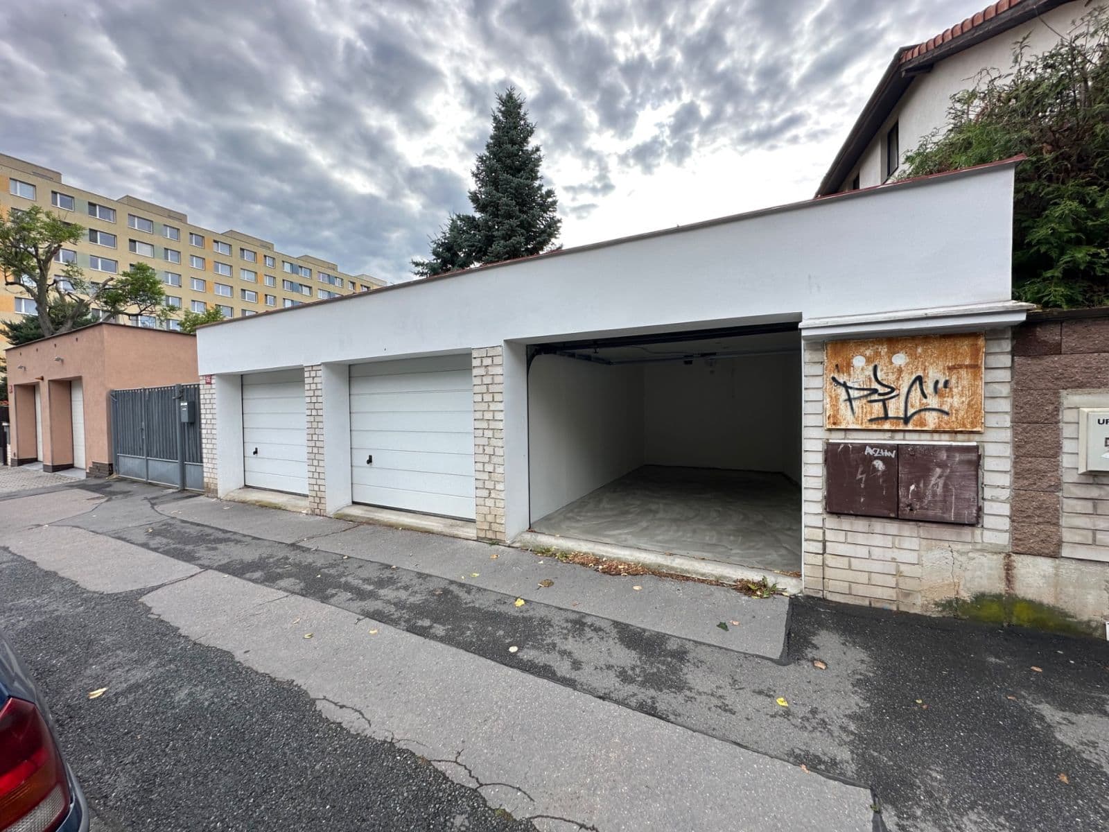 Pronájem garáže 14 m², Bolevecká, Praha, Praha Pronájem garáže 14 m², Bolevecká, Praha, Praha