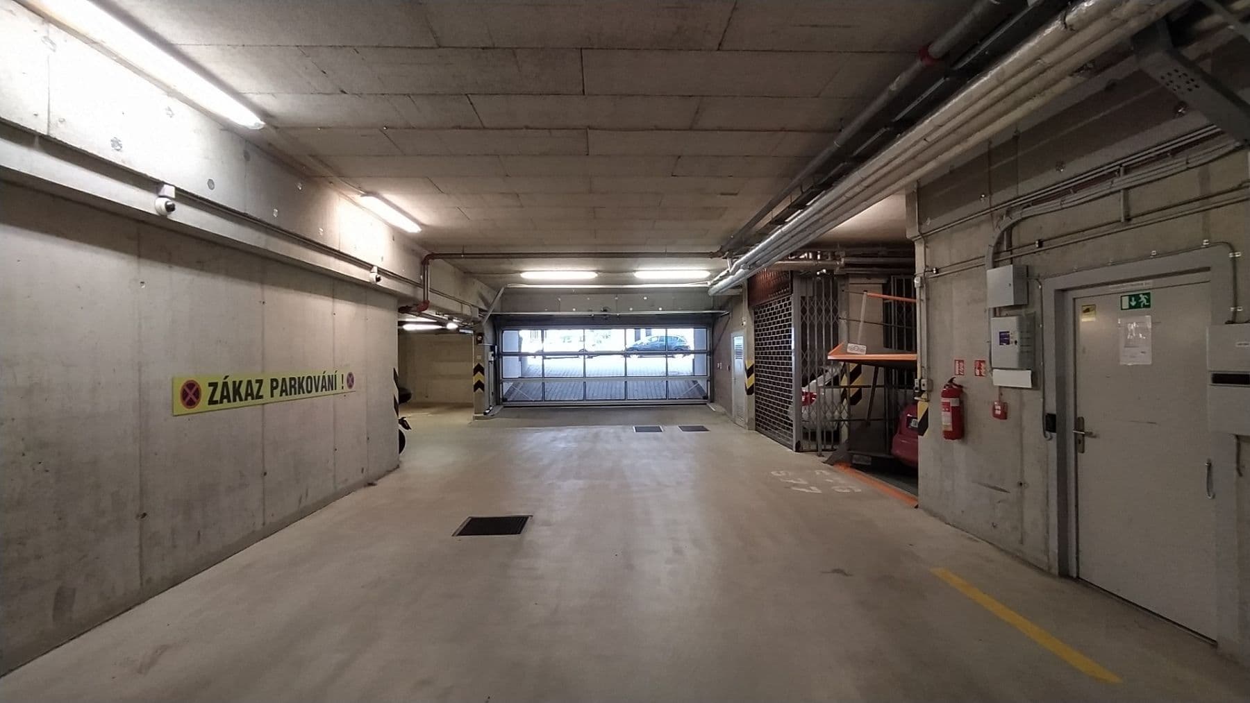 Pronájem bytu 1+kk 28 m², Pod Kavalírkou, Praha, Praha Pronájem bytu 1+kk 28 m², Pod Kavalírkou, Praha, Praha