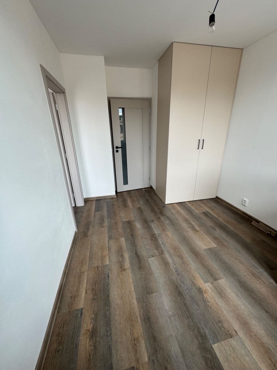 Pronájem bytu 2+kk 40 m², K Louži, Praha, Praha Pronájem bytu 2+kk 40 m², K Louži, Praha, Praha