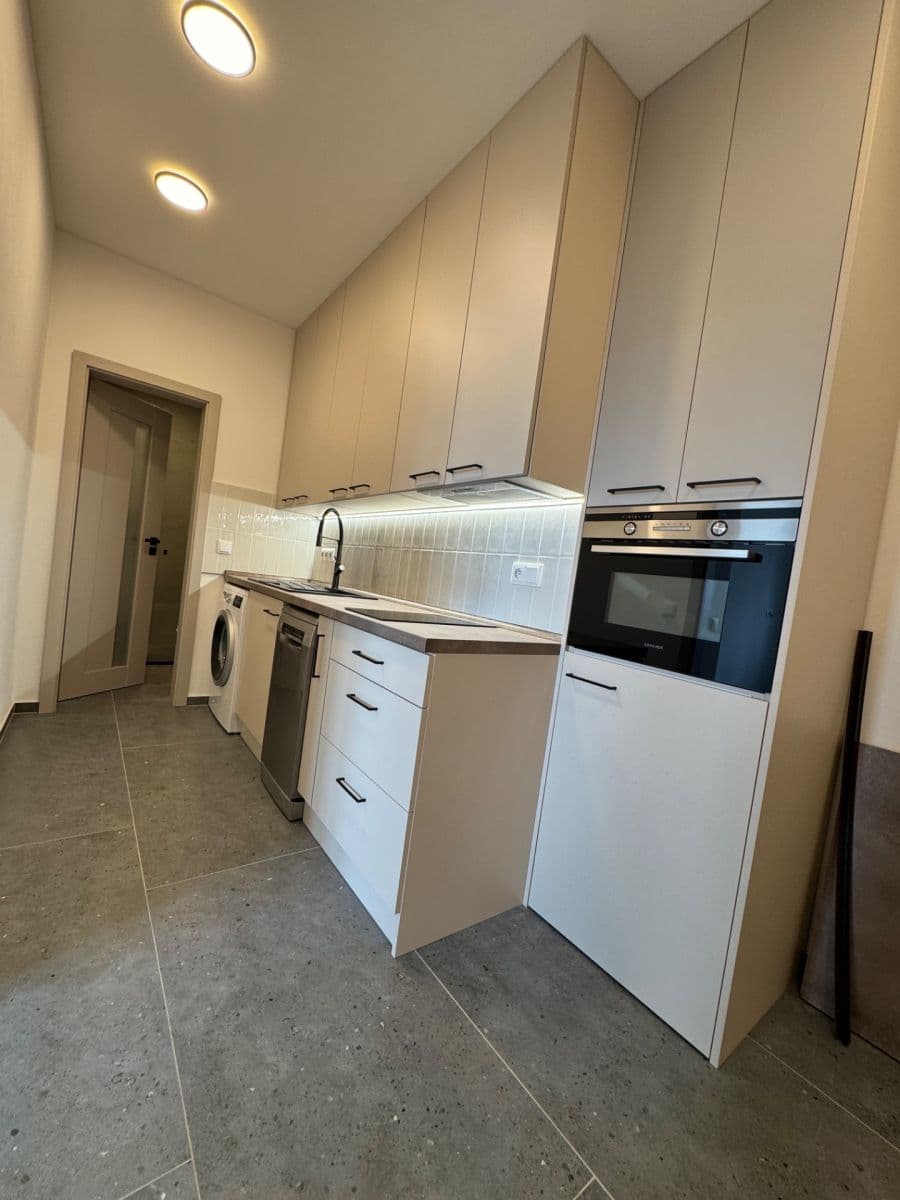 Pronájem bytu 2+kk 40 m², K Louži, Praha, Praha Pronájem bytu 2+kk 40 m², K Louži, Praha, Praha