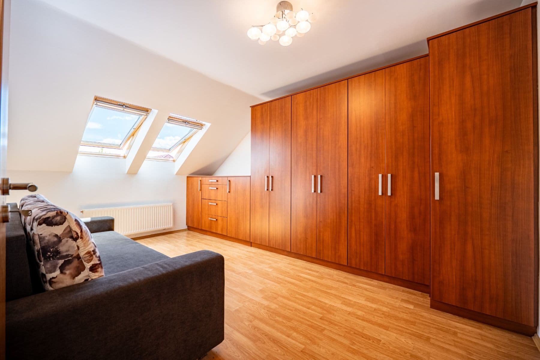 Prodej domu 247 m², pozemek 510 m², Vinohrady, Rebešovice, Jihomoravský kraj Prodej domu 247 m², pozemek 510 m², Vinohrady, Rebešovice, Jihomoravský kraj