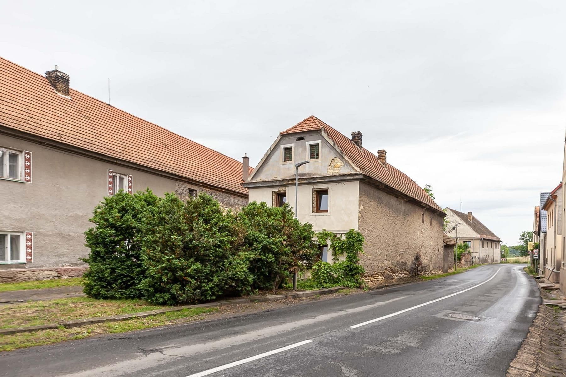Prodej domu 210 m², pozemek 399 m², Kropáčova Vrutice, Středočeský kraj Prodej domu 210 m², pozemek 399 m², Kropáčova Vrutice, Středočeský kraj
