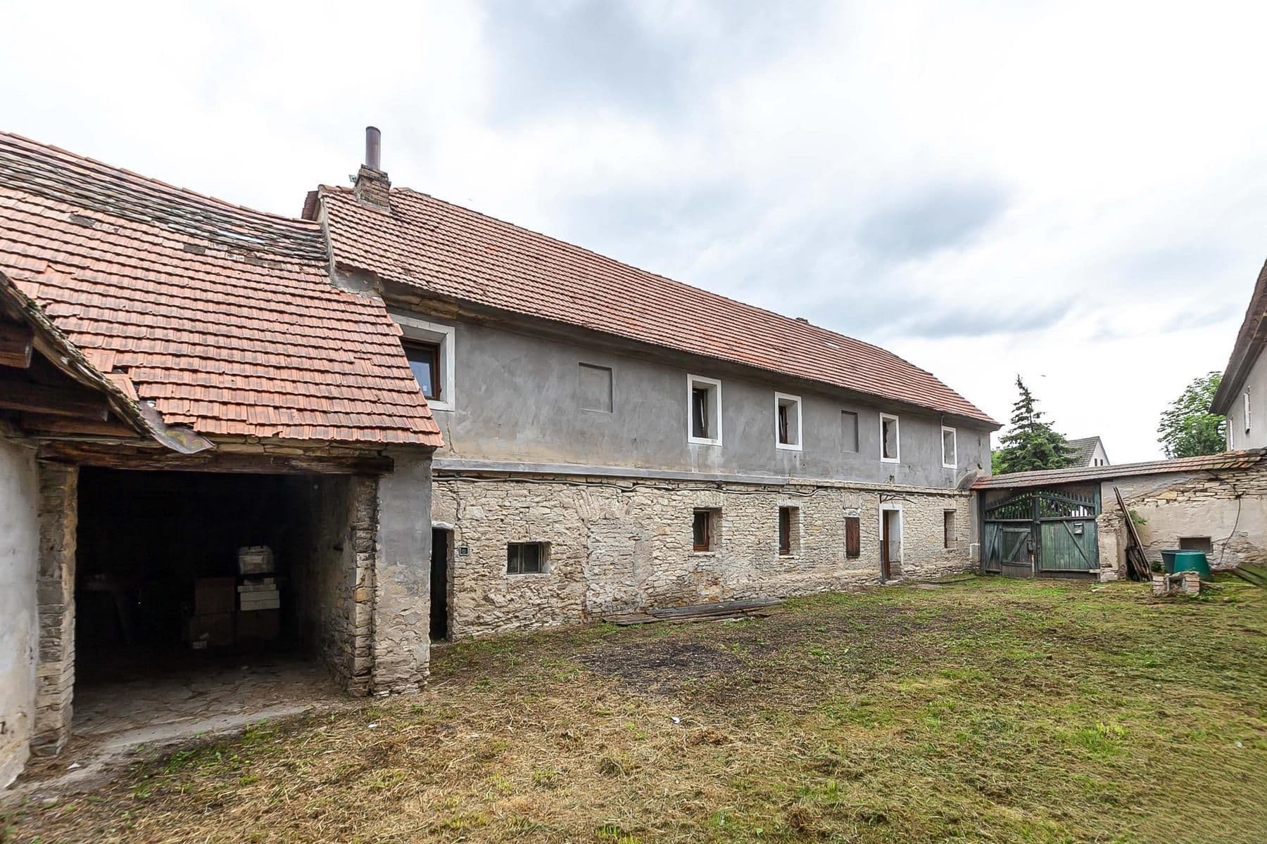 Prodej domu 210 m², pozemek 399 m², Kropáčova Vrutice, Středočeský kraj Prodej domu 210 m², pozemek 399 m², Kropáčova Vrutice, Středočeský kraj