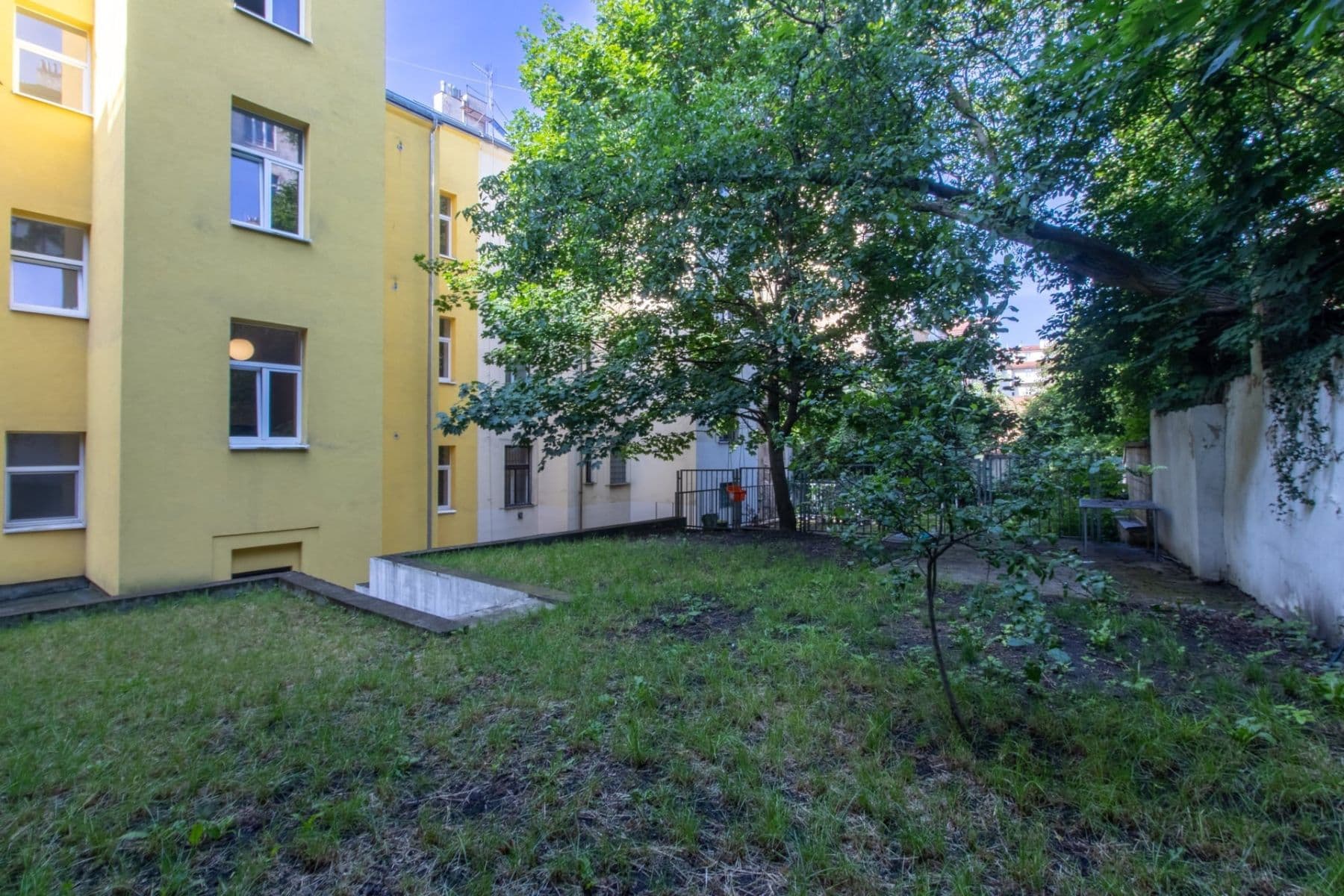 Pronájem bytu 1+kk 40 m², Plzeňská, Praha, Praha Pronájem bytu 1+kk 40 m², Plzeňská, Praha, Praha