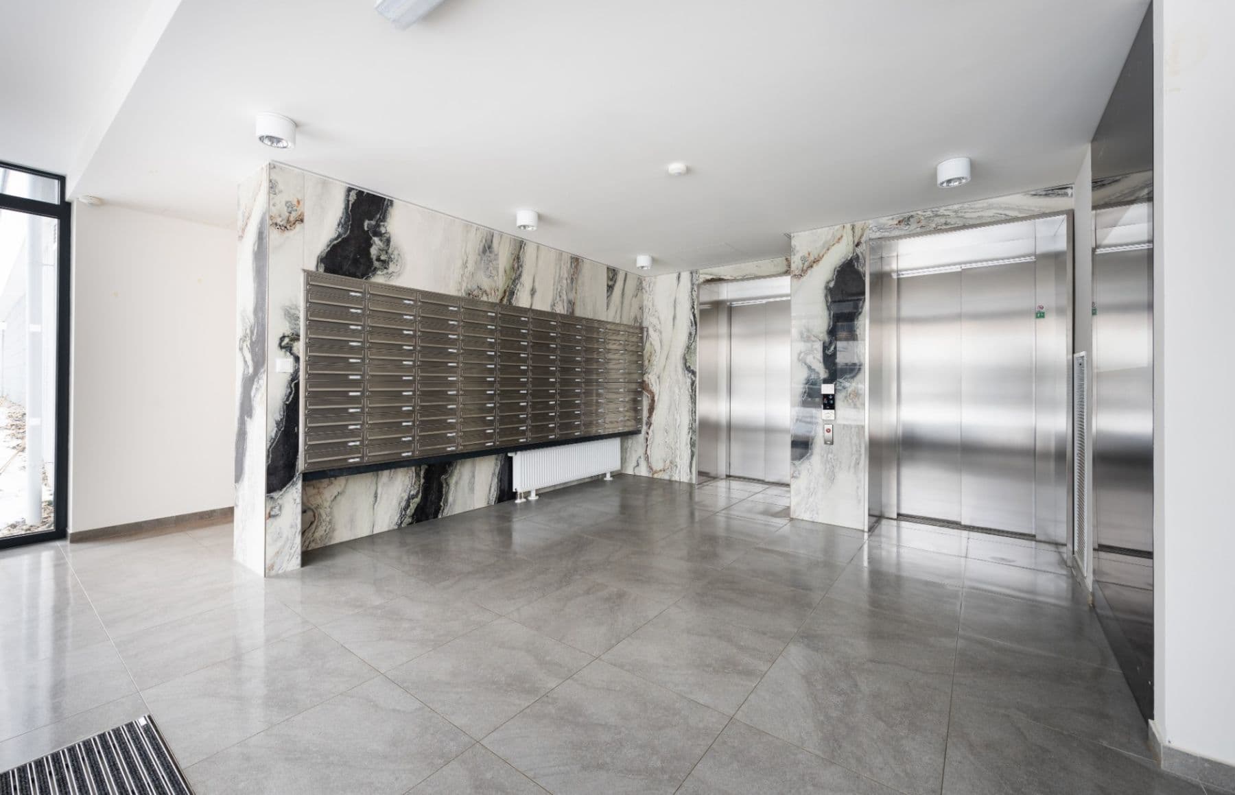 Pronájem bytu 1+kk 32 m², Pod Harfou, Praha, Praha Pronájem bytu 1+kk 32 m², Pod Harfou, Praha, Praha