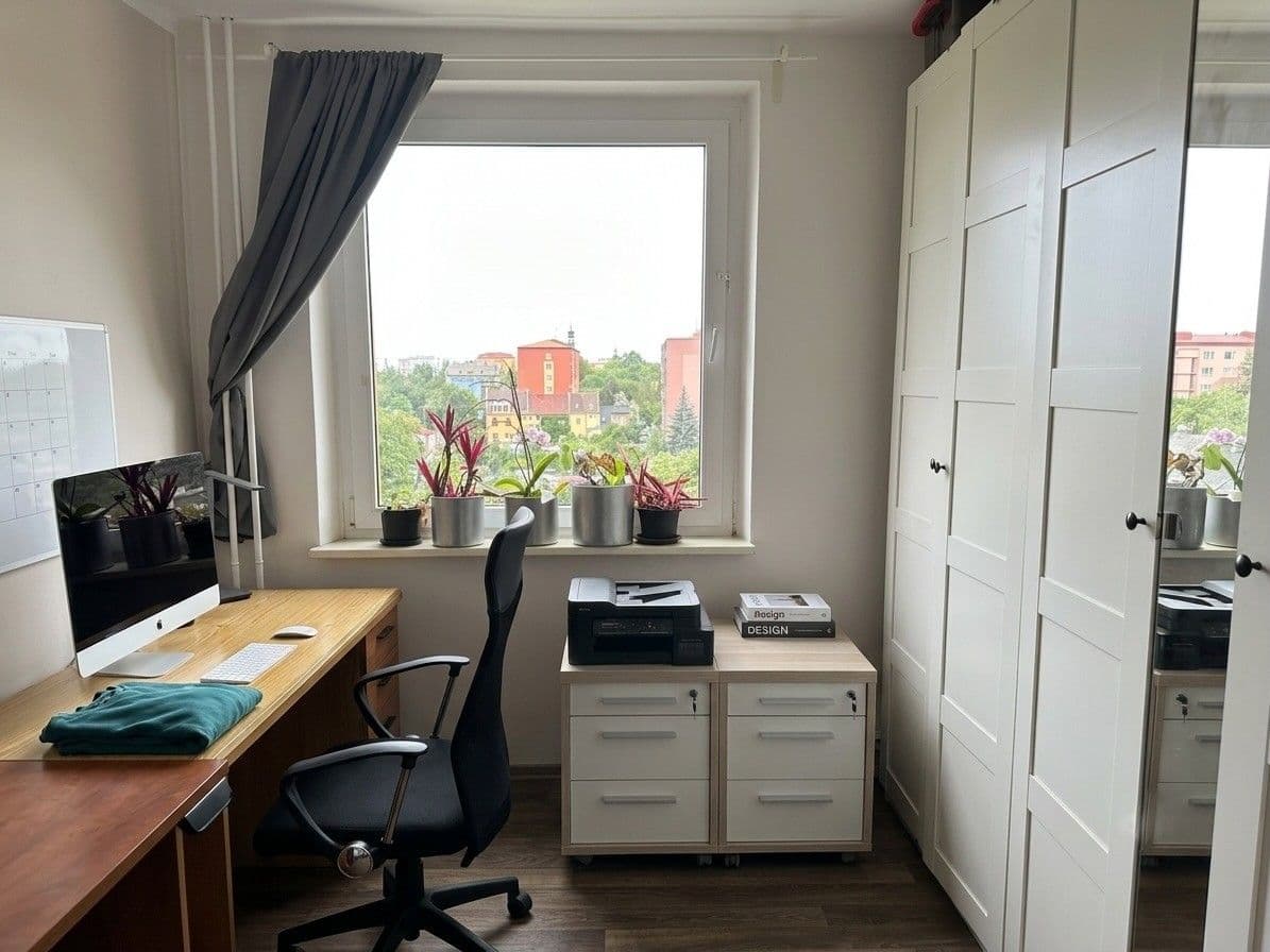 Pronájem bytu 3+1 70 m², Jiráskova, Chomutov, Ústecký kraj Pronájem bytu 3+1 70 m², Jiráskova, Chomutov, Ústecký kraj