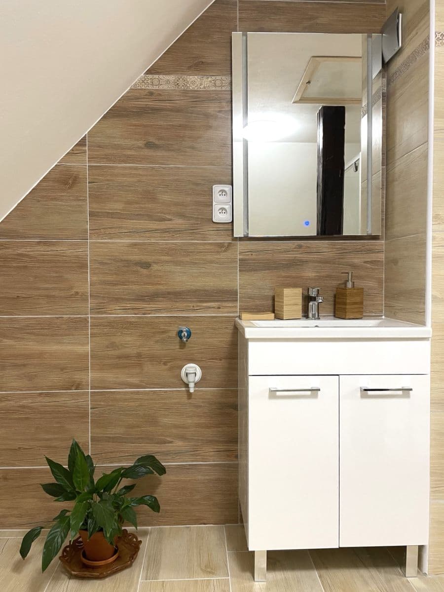 Pronájem domu 200 m², pozemek 700 m², Jiráskova, Frýdek-Místek, Moravskoslezský kraj Pronájem domu 200 m², pozemek 700 m², Jiráskova, Frýdek-Místek, Moravskoslezský kraj